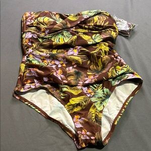 Shade & Shore Floral Strapless Swimsuit